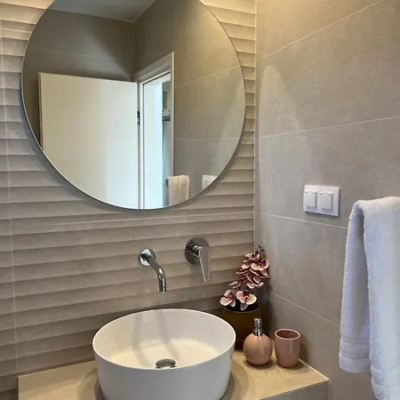 Deres Aparthotel