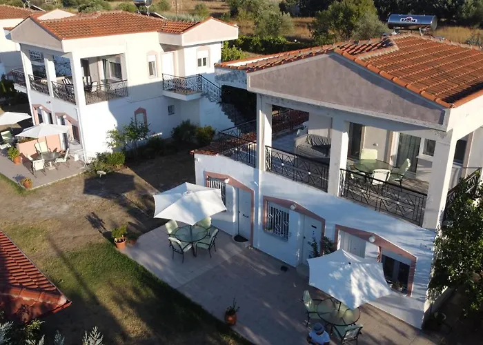 Deres Aparthotel Hanioti