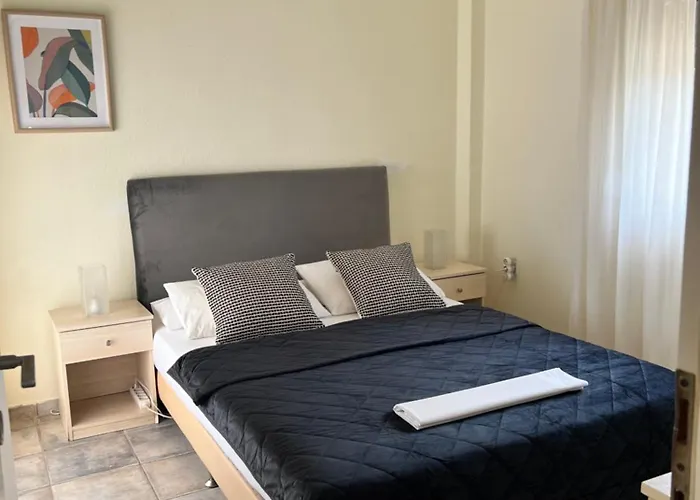 Deres Aparthotel Hanioti