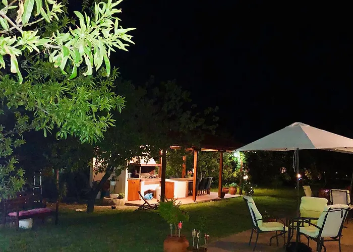 Aparthotel Deres Hanioti